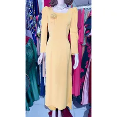 Áo Dài Truyền Thống Vải Lụa Mỹ, Cổ vuông Đính Hạt Cổ,Tay Trẻ Trung, Thủ Công  Giá 390k/ cả set gồm áo dài kèm quần