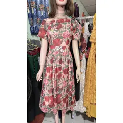 đầm thiết kế, đầm hoa hồng đỏ, cổ vát lệch vai siêu đẹp Giá 390k Hàng có sẵn giao ngay LXL Đủ size SMLXL Đúp lót