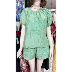 Set Đồ Nữ đi biển siêu đẹp,  Thêu Xinh Xắn  Chất liệu: Lụa thái mềm mịn , nhẹ , siêu mát Đường chỉ may tinh tế