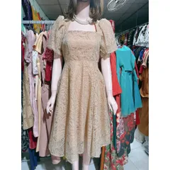 ĐẦM REN MÀU nâu tây dày dặn  Giá 350k  Hàng có sẵn giao ngay S Size S, eo dưới 68cm Chất liệu ren cao cấp, đúp lót 2 lớp