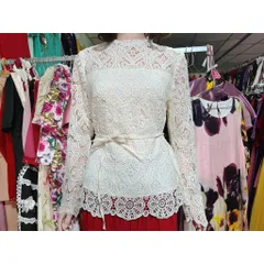 ÁO Ren TIỂU THƯ DÀI TAY PHỐI LƯỚI MỀM MẠI. ÁO ren TRẮNG TRẺ TRUNG DỰ TIỆC . Giá 220k Hàng có sẵn giao ngay Size SM