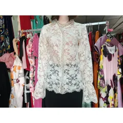 ao sơ mi ren bông tay dài siêu đẹp Hàng cao cấp Ren siêu đẹp Giá 290k, dễ phối đồ với quần và chân váy
