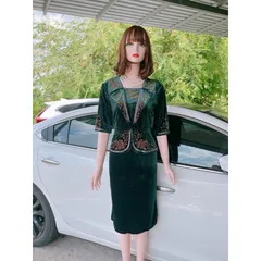 ĐẦM NHUNG vest TRUNG NIÊN CAO CẤP  Hàng có sẵn giao ngay Chất liệu nhung  Giá 390k ( shop khác đang bán gần 6xx)