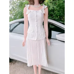 Set áo nơ + chân váy dập ly Hàng có sẵn giao ngay M Maù trắng Hàng chính chủ C Giá 390k/ cả set  hàng xịn