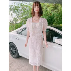 Set ren tiểu thư siêu đẹp Maù trắng Gồm chân váy ren + áo 2 dây có sẵn mút ngực + áo khoác ren Giá 420k Hàng có sẵn giay