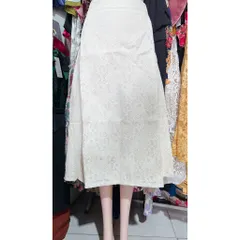 Chân váy ren họa tiết hoa siêu đẹp dáng dài Hàng có sẵn giao ngay L Size SML Giá 350k Màu kem