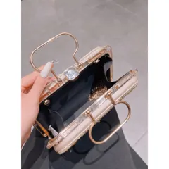 Túi cầm tay ngọc nhân tao đính lấp lánh kèm dây xích đeo chéo sang chảnh Hàng có sẵn giao ngay Có màu vàng + trắng + đ