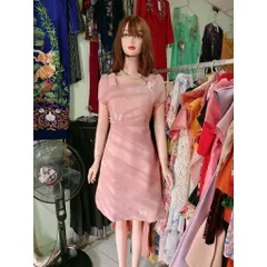 đầm hồng đi tiệc thiết kế xếp ly chéo thanh lịch sang trọng đính kết nổi y hình Hàng có sẵn giao ngay