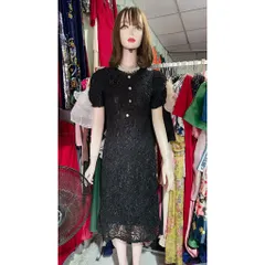 Đầm ren nổi màu đen, đúp lót 2 lớp,hàng như hình  Giá 390k Hàng có sẵn giao ngay Hàng đường may đẹp, kỹ, đúng mô tả.