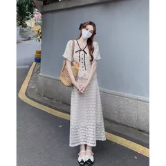 Set ren đẹp y hình gồm áo + chân váy Giá 290k Hàng có sẵn giao ngay Hàng đường may đẹp, kỹ, đúng mô tả.