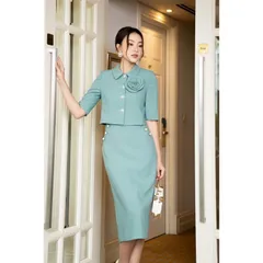 Set gồm áo + đầm ben trong Giá 299k Hàng đẹp cao cấp Size L và size XL Hàng có sẵn giao ngay