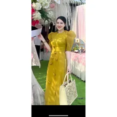 Set áo dài màu vàng vải tơ đính kết Hàng có sẵn giao ngay M Size SM Giá áo dài 300k/áo dài, quần 100k/ quần