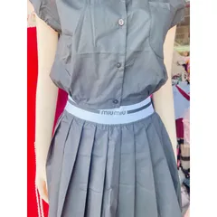 Set áo đen + chân váy  Giá 290k Hàng có sẵn giao ngay