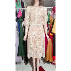 ĐẦM BODY REN CAO CẤP Eo dưới 70cm mặc đẹp Màu kem Hàng có sẵn giao ngay M Size SM Giá 390k Đúp lót 2 lớp