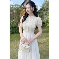 Đầm tơ phối ren cổ tàu hoạ tiết hoa hồ điệp tiểu thư Hàng có sẵn giao ngay Đủ size SML Giá 450k, người ta đang bán 1tr5