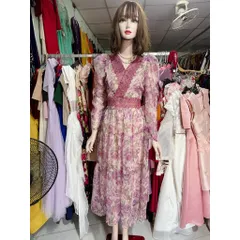 Đầm hoa đi biển du lịch đi chơi Chất liệu tơ nhẹ như mây, đúp lót 2 lớp Hàng có sẵn giao ngay Phía sau bo chun co giãn