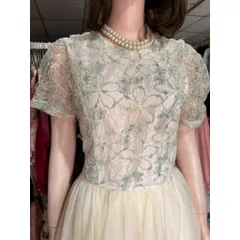 Đầm ren siêu đẹp dáng dài , ren lưới đúp lót 3 lớp Giá 420k Hàng có sẵn giao ngay L Đủ size SML