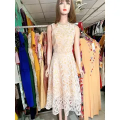 Đầm nữ cổ đính ngọc  dáng maxi,màu trắng kem họa tiết hoa Hàng có sẵn giao ngay L Size SML ( eo dưới 76cm mặc đẹp)