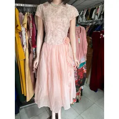 Đầm thiết kế maxi ren lưới nhũ hoa sóng màu hồng nhạt nhẹ nhàng tiểu thư đài cát Hàng có sẵn giao ngay LXL Đủ size SMLXL
