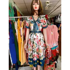 Đầm lụa siêu đẹp   Giá 480k Hàng có sẵn giao ngay L Size SML Chất liệu lụa siêu đẹp, nhẹ, không nhăn, không rút, mềm mát