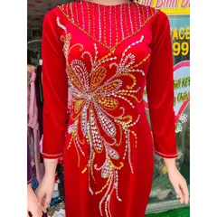 Áo daì đính kêt siêu đẹp Hàng chụp thật 100% Màu tím size M, màu đỏ size S Hàng siêu đẹp tỉ mỉ Giá 400k/ áo dài đính kết