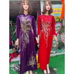 Áo daì đính kêt siêu đẹp Hàng chụp thật 100% Màu tím size M, màu đỏ size S Hàng siêu đẹp tỉ mỉ Giá 400k/ áo dài đính kết