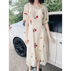 Váy trễ vai dáng dài đi biển họa tiết hoa phối viền bèo  Có thể mặc 2 kiểu ( trễ vai hay lên vai đều được)
