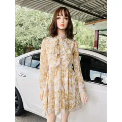 Đầm hoa phối ren Màu vàng Giá 290k Hàng có sẵn giao ngay