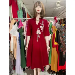 Đầm tuyết mưa đính kết cao cấp Giá 290k Hàng có sẵn giao ngay Eo dưới 76cm mặc đẹp Màu đỏ đô