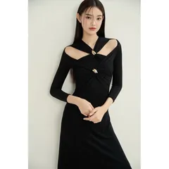 Váy đầm ôm body xoắn ngực tay đai dự tiệc cao cấp Giá 290k Hàng có sẵn giao ngay Có màu đen và màu đỏ