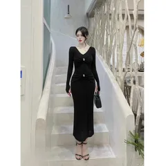 Váy đầm ôm body xoắn ngực tay đai dự tiệc cao cấp Giá 290k Hàng có sẵn giao ngay Có màu đen và màu đỏ