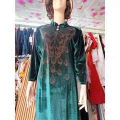 Đầm trung niên cho mẹ dự tiệc sang trọng chất vải nhung tuyết mềm mịn chống nhăn đính pha lê cổ giọt lệ cao cấp Giá 380k
