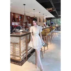 Đầm thiết kế nữ thêu hoa chiết eo phối nơ dáng ngắn  phù hợp đi chơi, dạo phố, đi tiệc ..thiết kế ren thêu hoa nổi đính