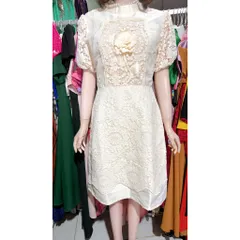 Đầm ren đính hoa nổi siêu đẹp Hàng có sẵn giao ngay Eo dưới 74cm mặc đẹp Size SM Màu kem Đúp lót 2 lớp