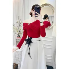 Set áo đỏ trễ vai, chân váy trắng xòe dài sang chảnh áo len dài tay cổ V lệch Hàng có sẵn giao ngay L Hàng đẹp