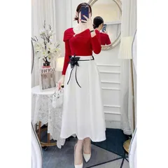 Set áo đỏ trễ vai, chân váy trắng xòe dài sang chảnh áo len dài tay cổ V lệch Hàng có sẵn giao ngay L Hàng đẹp