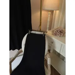 Chân váy đuôi cá dáng dài vải umi dày co dãn 4 chiều tôn dáng( có bigsize) Hang có sẵn giao ngay Màu đen Giá 220k