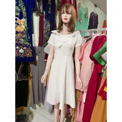 Váy xoè cổ nơ siêu xinh , chất gấm xốp mềm mát nhẹ nhàng Giá 290k Hàng có sẵn giao ngay Chất liệu gấm xốp nổi Màu trắng