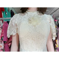đầm tafta màu kem tay ngắn phối ren đi tiệc đi chơi đi sự kiện  Hàng có sẵn giao ngay 2M Size SM Màu kem  Giá 390k