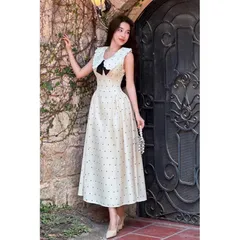 Đầm be chấm bi dáng dài tiểu thư cổ bèo đính nơ đen Đầm maxi tiểu thư chấm bi cổ viền ren,VIỀN BÈO NHÚN