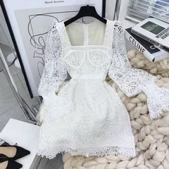 Đầm ren cổ vuông,  tay dài dáng ngắn xoè sang chảnh Giá 390k Hàng có sẵn giao ngay Size SM Chất liệu ren cao cấp