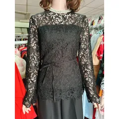 set Áo ren tiểu thư sang chảnh + quần dài Hàng có sẵn giao ngay Giá 390k/ cả set gồm áo và quần dài Áo ren giá 220k