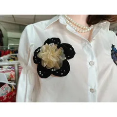Áo sơ mi đính kết nổi siêu đẹp Hàng có sẵn giao ngay Size SML Hàng siêu cấp chính chủ, tay cách điệu siêu đẹp Giá 380k