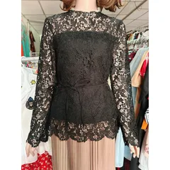Set áo ren đen + chân váy dập ly ( eo bo chun co giãn dễ mặc) Hàng có sẵn giao ngay Giá 399k/ cả set Áo 220k/ áo