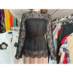 Set áo ren đen + chân váy dập ly ( eo bo chun co giãn dễ mặc) Hàng có sẵn giao ngay Giá 399k/ cả set Áo 220k/ áo