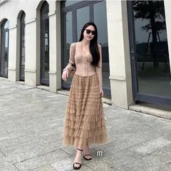 Chân váy dáng dài thiết kế tầng sang chảnh 50-90kg Hàng coa sẵn giao ngay Màu đen và nude Eo bo chun co giãn dễ mặc
