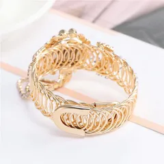 Đồng Hồ Đeo Tay Hợp Kim Đính Kim Cương Phối Tua Rua Sáng Tạo Thời Trang Phong Cách Hàng có sẵn giao ngay Giá 250k