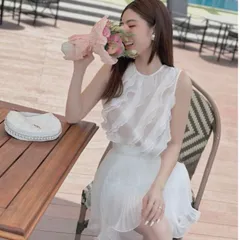 SET VÁY TƠ BÈO ĐI BIỂN, ĐI CHƠI XINH HẾT NƯỚC CHẤM Giá 290k Hàng có sẵn giao ngay Size SM Màu trắng Chân váy có lót quần