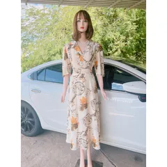 đầm cổ vest dáng dài