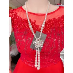 Vòng cổ có đính ngọc trai nhân tạo dáng dài Hàng có sẵn giao ngay Giá 250k